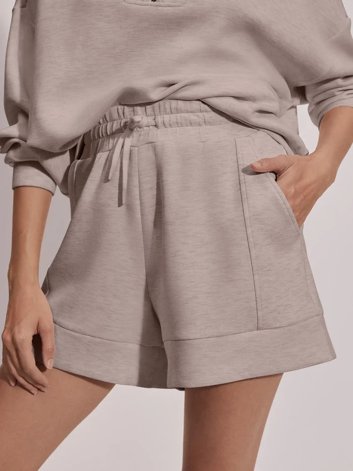 Atrium High Rise Shorts 4.5"