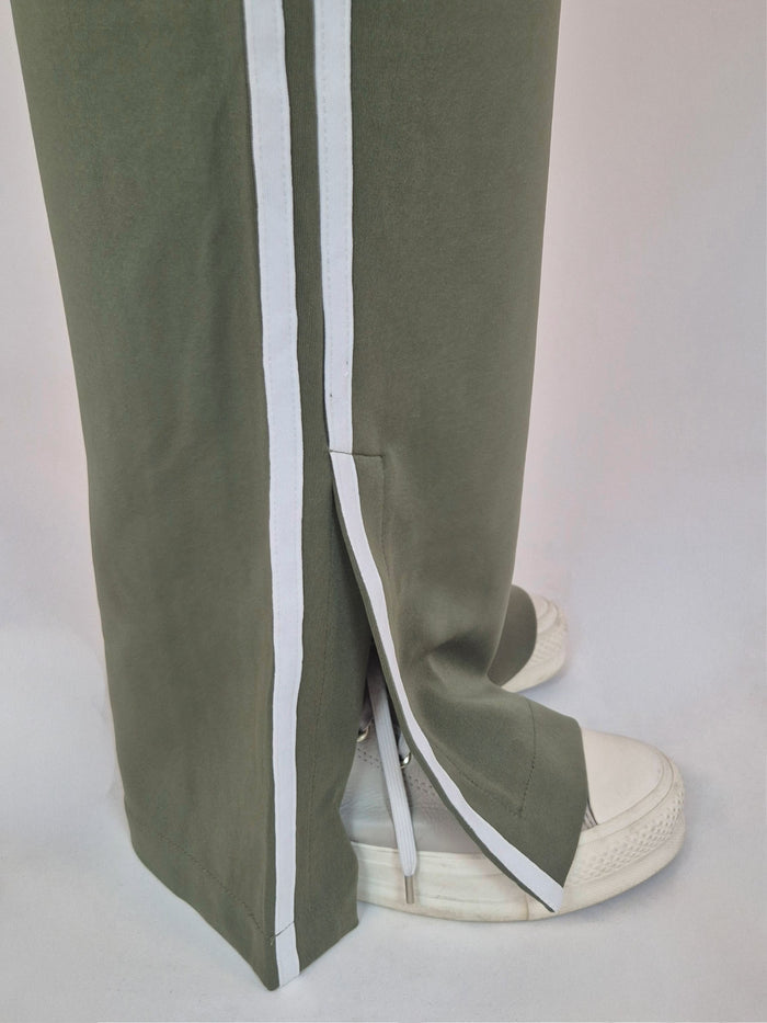 BGLVY - AMBER, Straight Leg, High-Waist, Khaki detail
