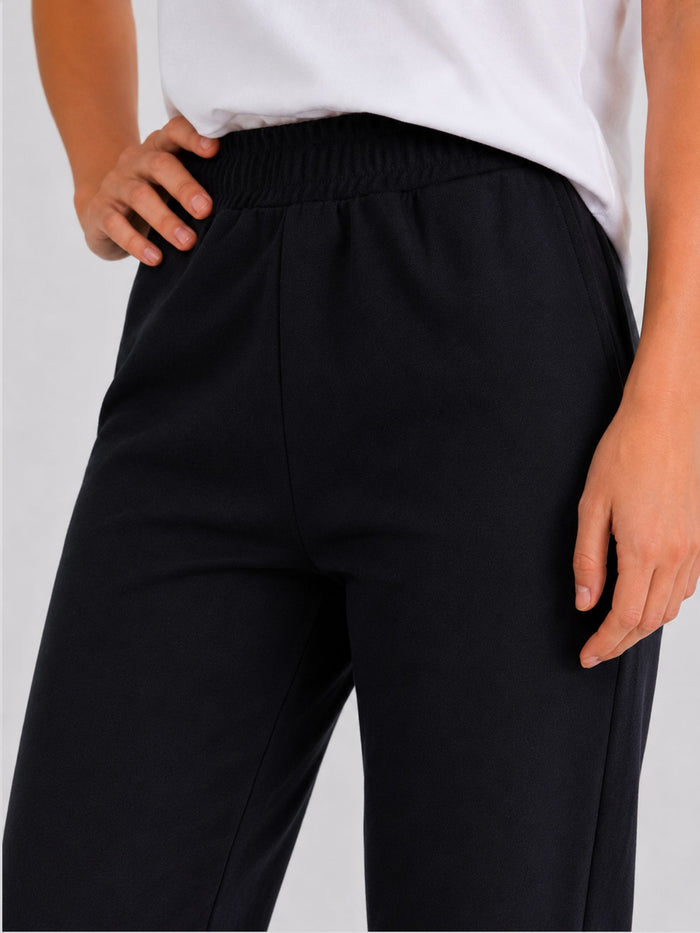 BOGILVY - STELLA, Straight Fit, Sweatpants mit Bündchen, High Waist, Black