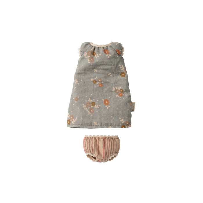 Bunny  Size 1, Classic in Spring Floral Dress